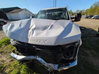 2019 Ford F-250 XL - Exterior Front Center Image